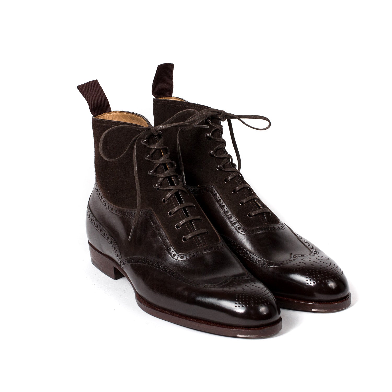 Boot "Fullbrogue Dress Boot" aus dunkelbraunem Kalbsleder mit Wildlederschaft - reine Handarbeit